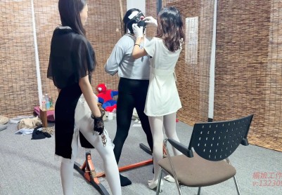 【媚娘工作室】粉丝线下体验G钩—3 吊G钩，乳夹加配重，ZD棒强G，口撑器，Y具深喉，双S调教