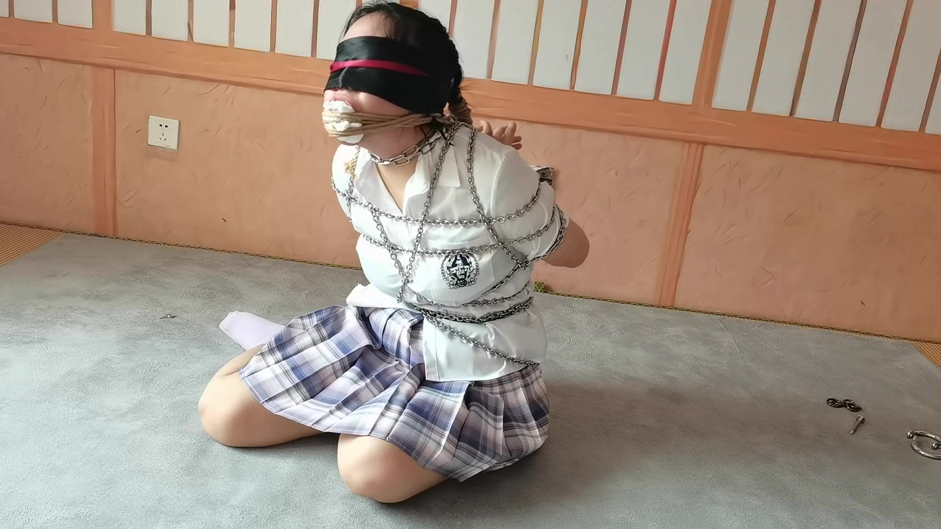8823.mp4-6.jpg