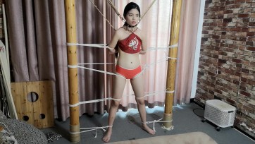 【随心原创】孟瑶 红肚兜 柱子固定