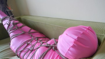 【小驴】量身定做全包袋 妹子进去刚刚好 装袋子里也要捆着才好看