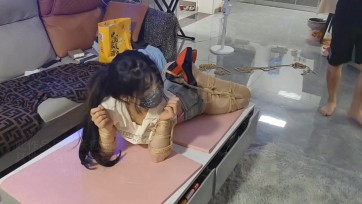 【欢乐谷原创】变身妻奴过后丫丫的日常生活