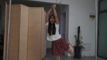 【逍遥】约拍第八弹 希希学生装捆绑镣铐TK