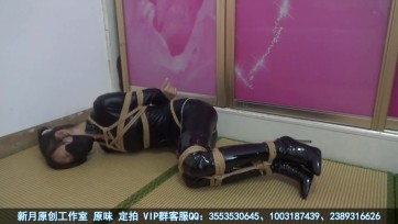 【新月原创】【琳媚】长靴皮衣 挣脱挑战【上】身段极品 高马尾皮衣反差极大 TD+长靴和超紧捆绑是绝配