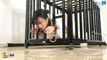 【xiao素素】美女模特铁笼拘束合辑