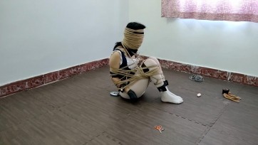 【浅浅】同好指挥调教，又电又遥控，太会控制女人了