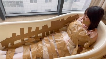 【默示录】【小诺】相比看过柯南的，都知道浴缸胶带案，小诺的挣扎度，一直很棒~