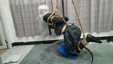 【浅墨工作室】黑丝JK跪吊缚SP