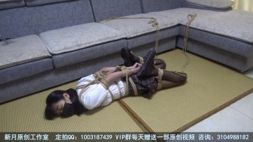 【新月原创】【红豆】分腿黑丝蒙眼封嘴完全固定 可爱的她还是那么能性感啊！