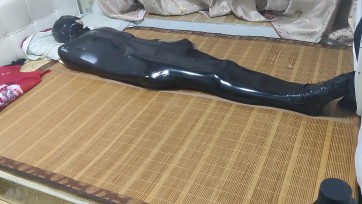 【稳画人】漆皮睡袋1小时自缚放置