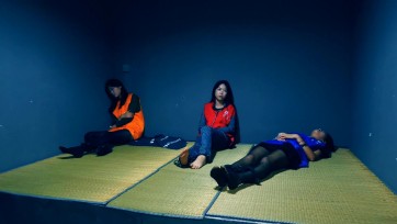 【胜景影视】《毒网挽歌之毒枭末路》上集 女毒枭苏琴拒不交代卖淫女做卧底套口供将毒枭女老大抓获