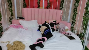 【小T】外出约玩第九弹 伪娘小伙伴cos玛修 黑丝加尬演挣扎