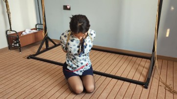 【李大侠原创】晓倩空姐制服捆绑