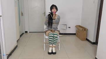 【JS】【曼妮】《监禁2》美女遭入室绑架/直臂捆绑/棒棒刺激GC/恋足/棉袜/丝袜/挠痒/原味堵嘴