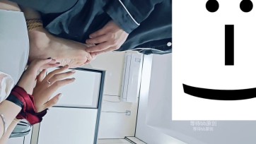 【等待bb】白袜玩脚