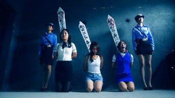 【胜景影视】法治新片《凋零的红罂粟》 下集 为防止几个女犯叫喊强制戴上口球被押入刑场执行